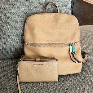 Michael Kors book bag tote & matching wallet